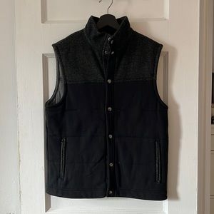 Banana Republic Men’s Vest